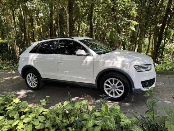 AUDI Q3 2.0 TFSI AMBIENTE QUATTRO 4P GASOLINA S TRONIC
